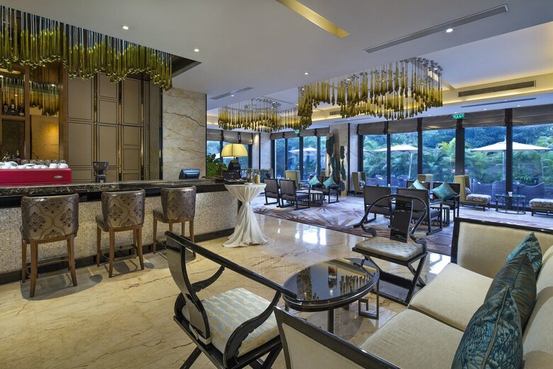 Hotel Crowne Plaza Sanya City Center