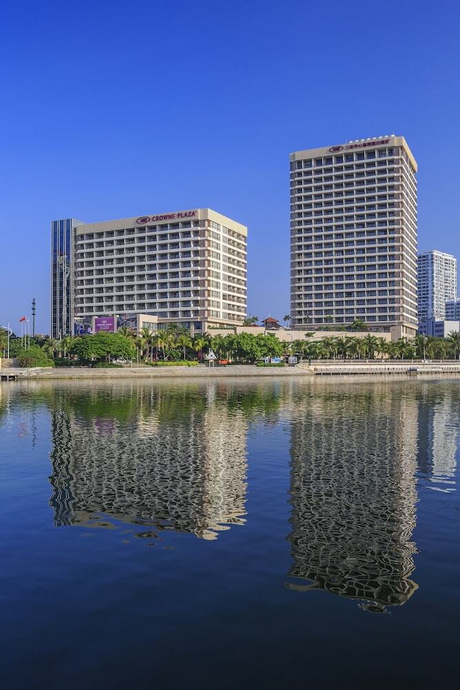 Hotel Crowne Plaza Sanya City Center