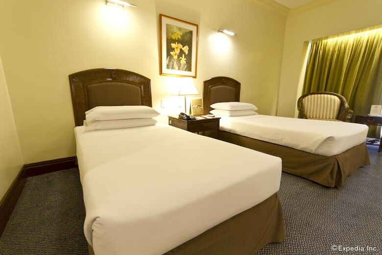 Waterfront Cebu City Hotel & Casino