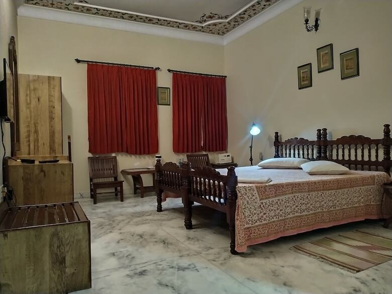 Hotel Anuraag Villa