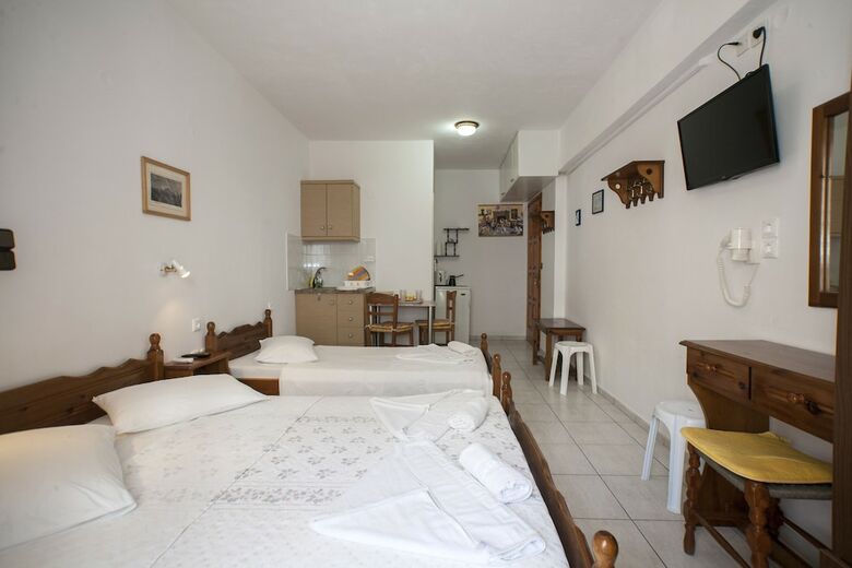 Hotel Kapetanos Rooms