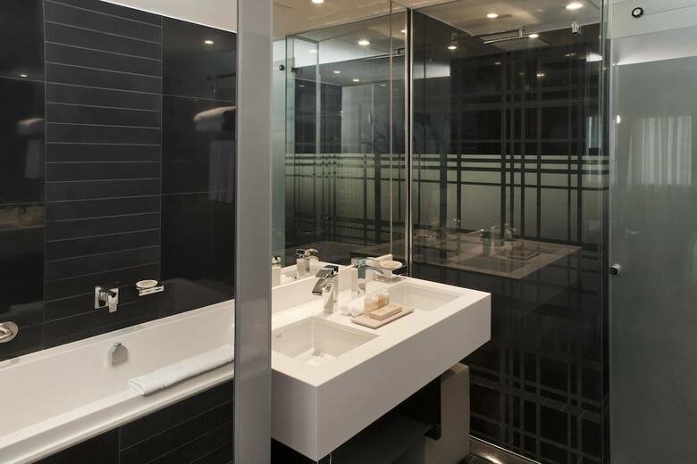 The Maslow Hotel, Sandton