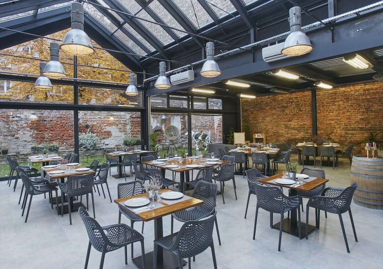 Arthotel Stalowa 52