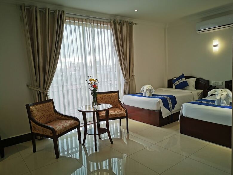 Jun Yue Hotel