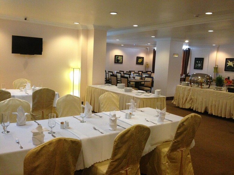 Jun Yue Hotel