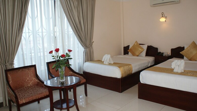 Jun Yue Hotel