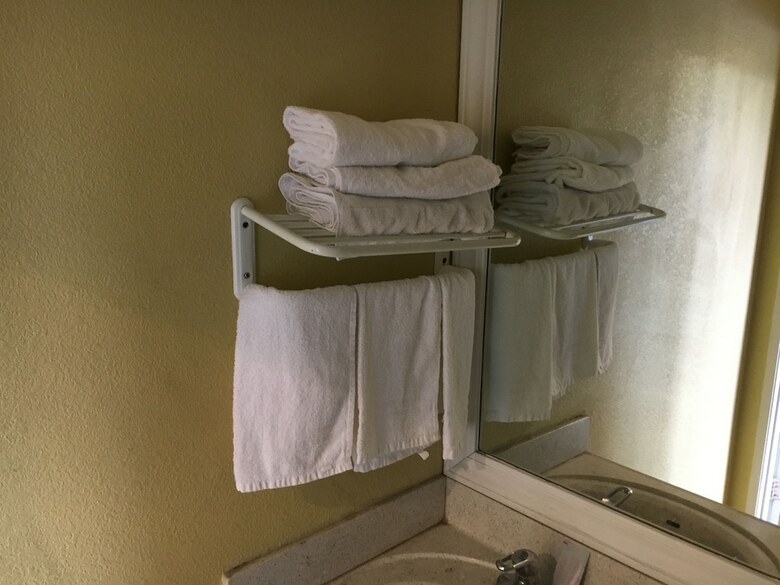 Motel Bellflower Travel Inn