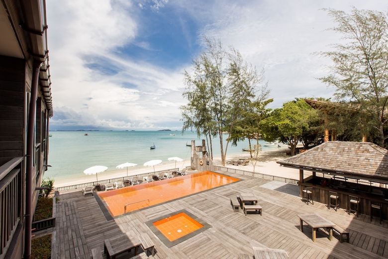 Apartamento Baan Ploy Sea