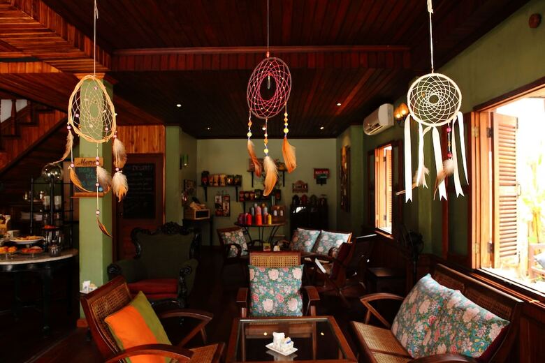 Bed & Breakfast Cafe De Laos