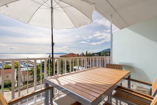 Apartments Rona Erea Icici
