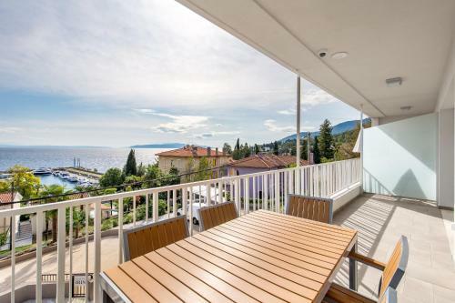 Apartments Rona Erea Icici