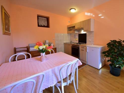 Villa Opri� 1