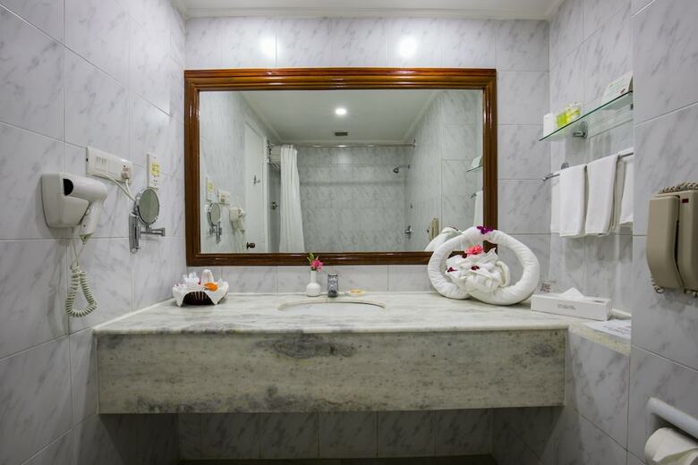 Hotel Pokhara Grande
