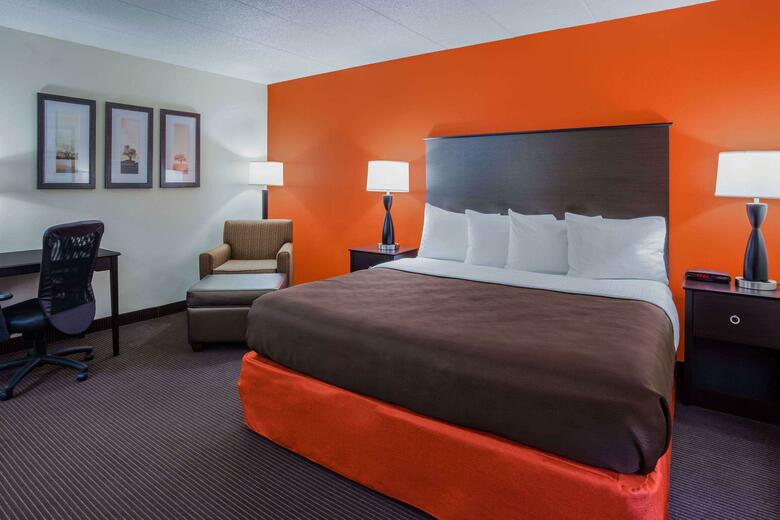 Hotel Americinn By Wyndham Mora
