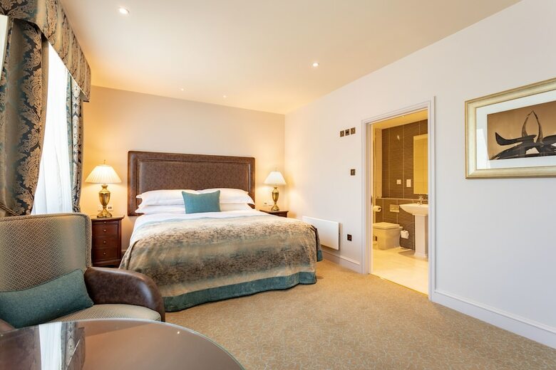 The Swans Nest Hotel