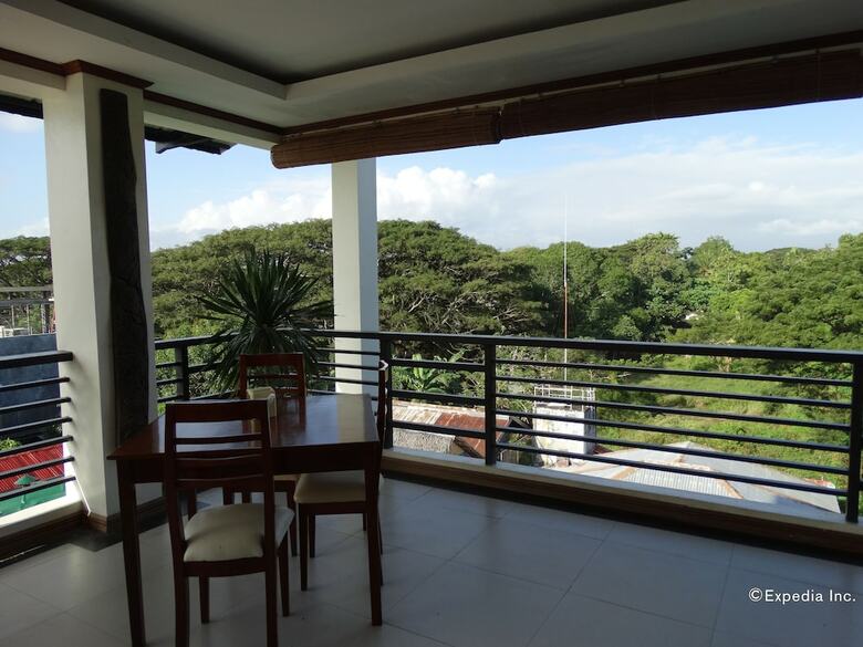 Hotel Ipil Suites Puerto Princesa