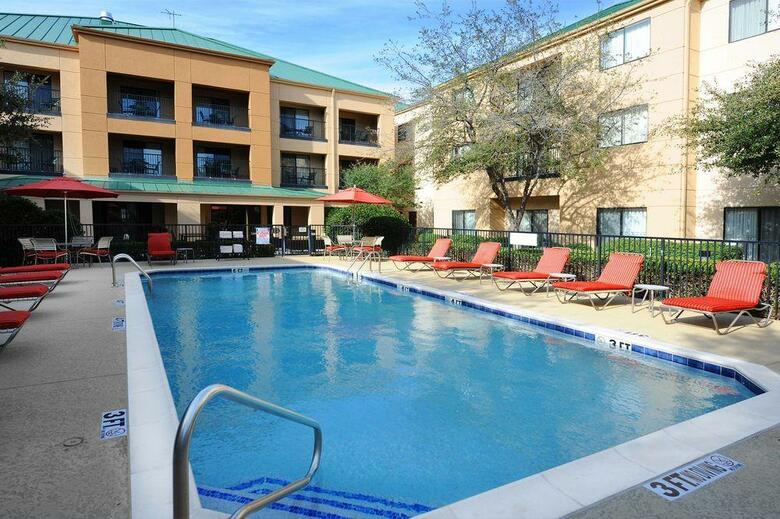 Hotel Courtyard By Marriott Plano In Legacy Park
