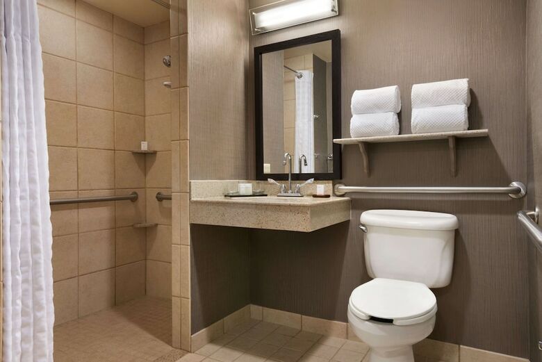 Hotel Embassy Suites Nashville South/cool Springs