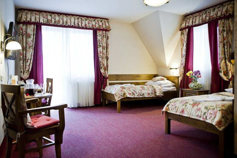 Hotel Helan Family & Garden
