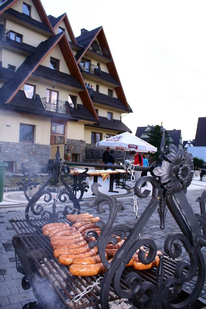 Hotel Helan Family & Garden