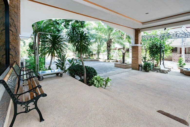 Oyo 566 Princess Park Hotel