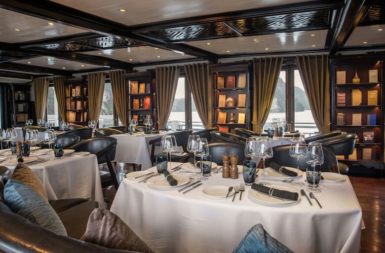 Paradise Luxury Sails Cruise
