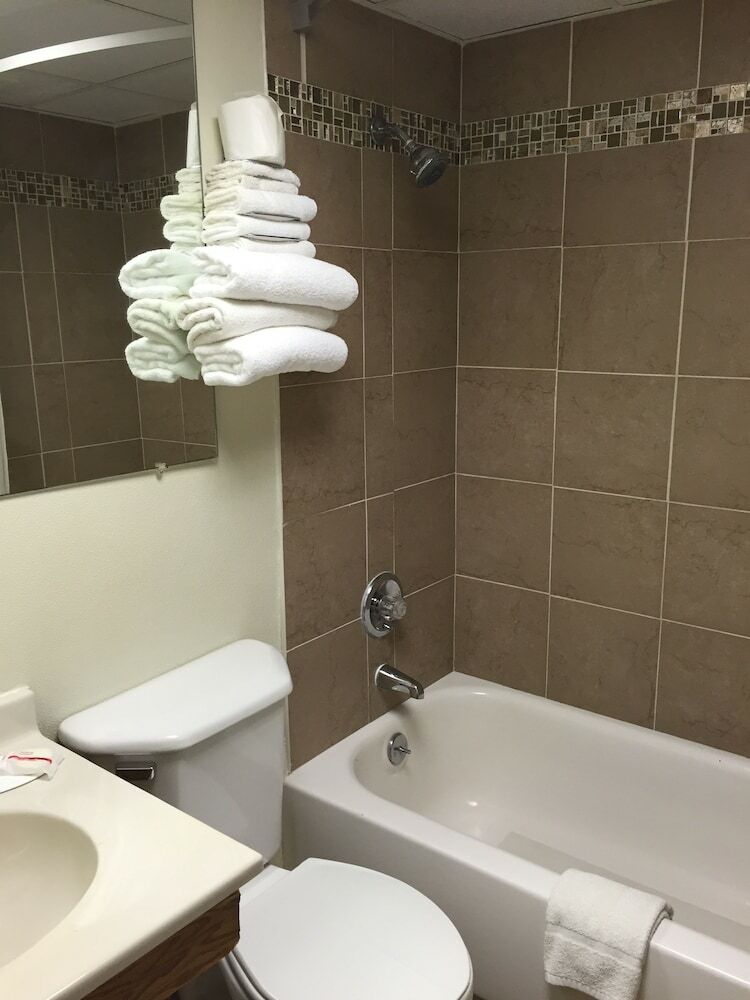Hotel Super 8 By Wyndham Redfield