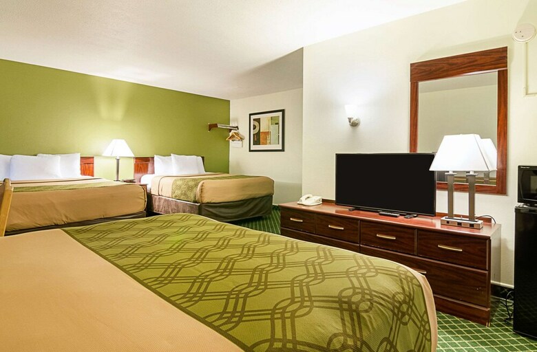 Motel Econo Lodge Hays I-70