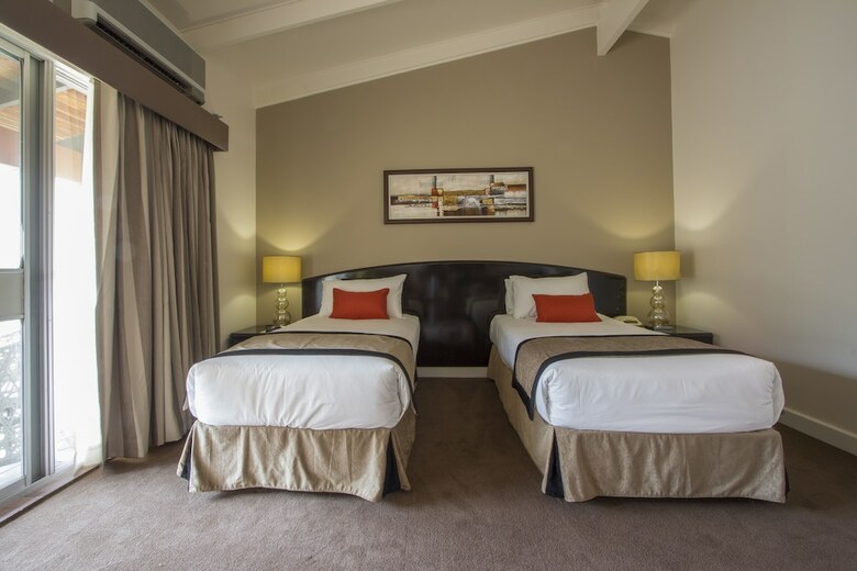 New Terry Hotel & Golf Resort