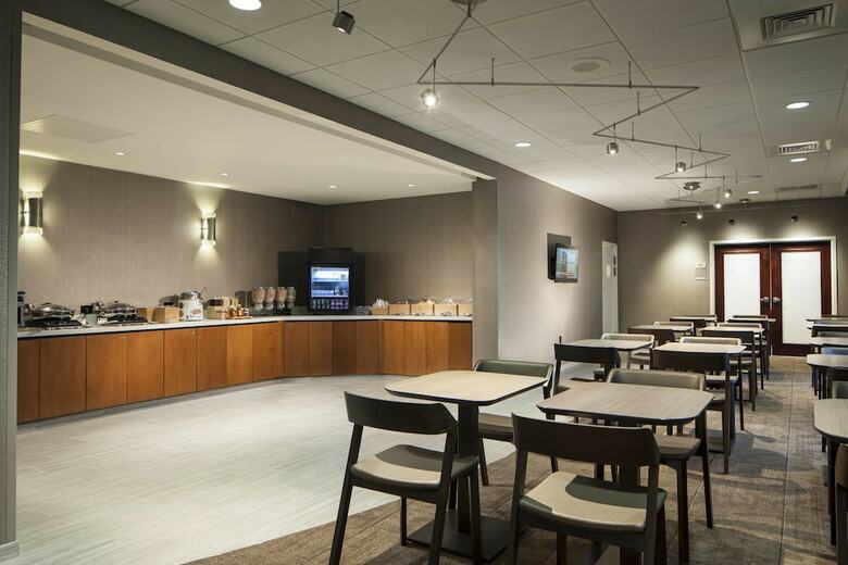 Hotel Springhill Suites By Marriott Chicago Lincolnshire