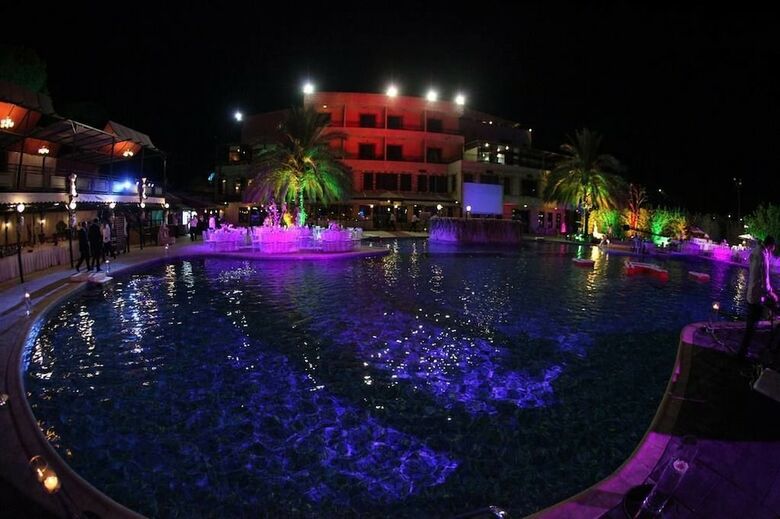 Pineland Hotel And Health Resort