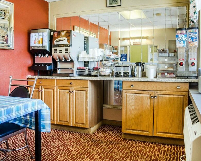 Motel Rodeway Inn