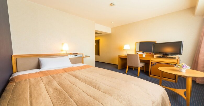 Hotel The Crown Palais New Hankyu Kochi