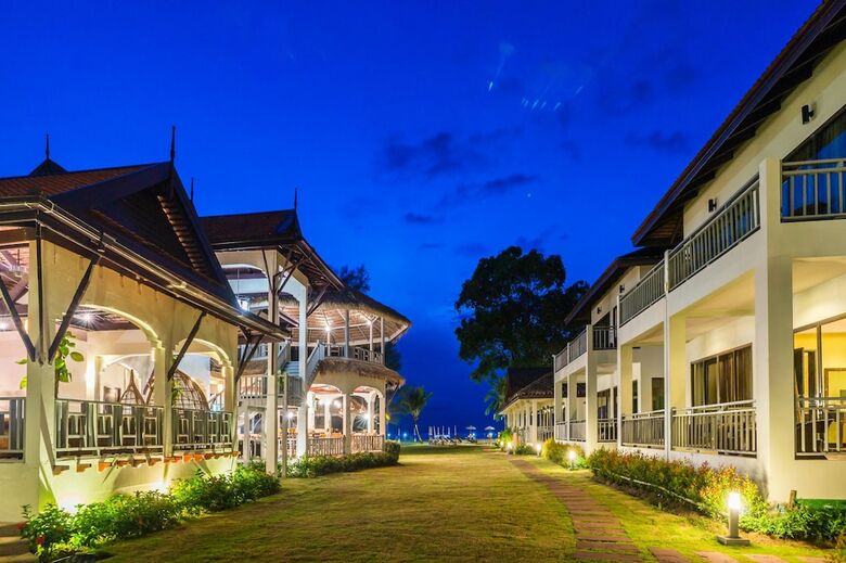 Apartamento Hive Khaolak Beach Resort - Adults Only