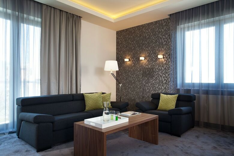 Longstay Aparthotel