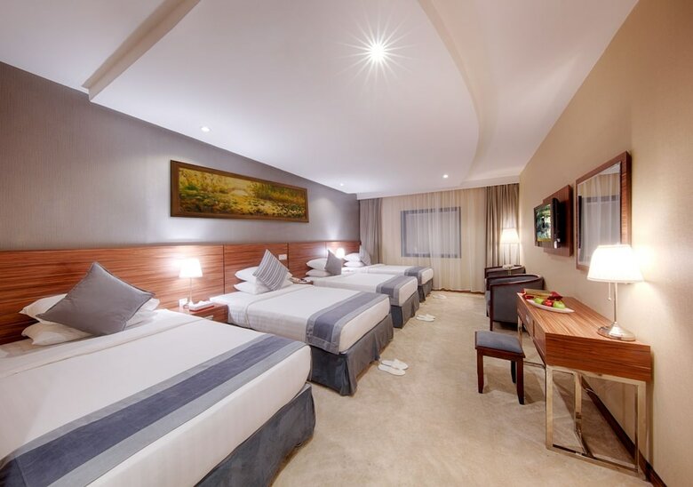 Hotel Al Safwah Royale Orchid