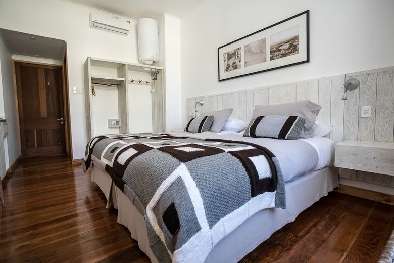 Aparthotel Casa Galos Hotel & Lofts