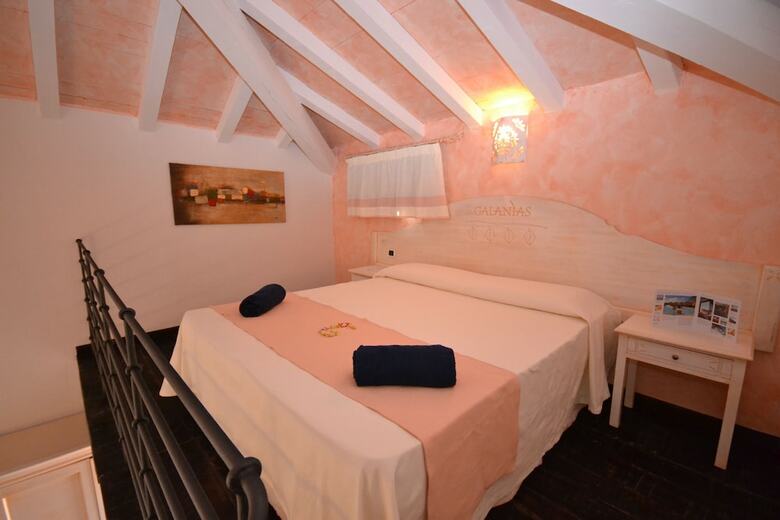 Galanias Hotel & Retreat