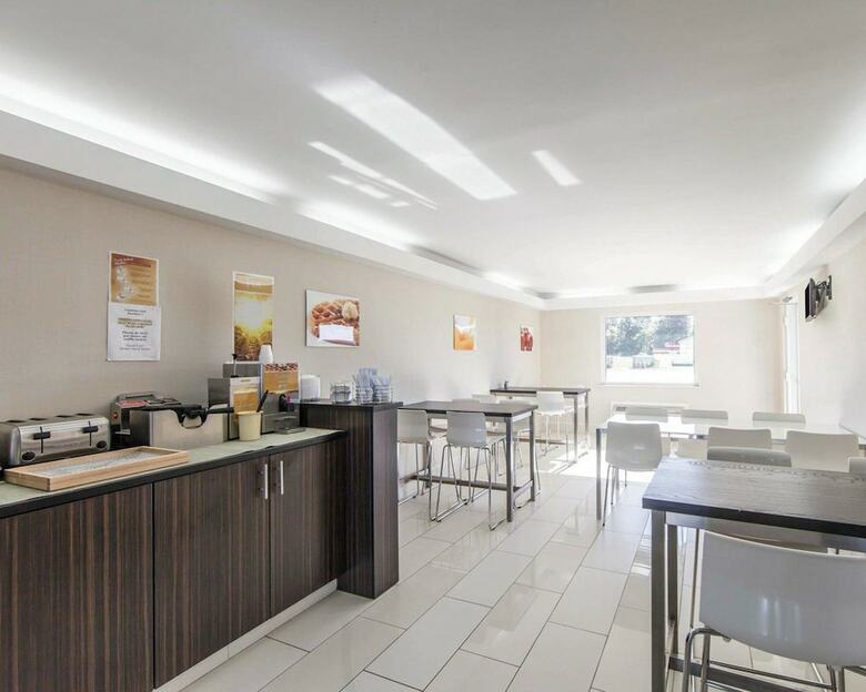 Hotel Quality Inn & Suites