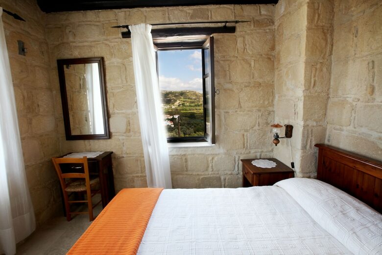 Apartamentos Leonidas Village Houses