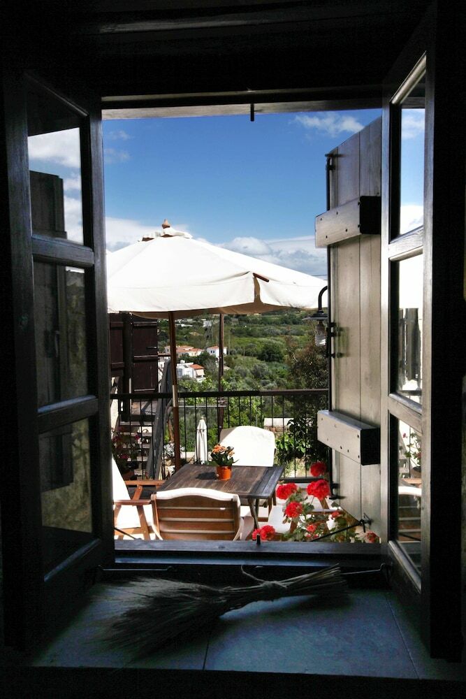 Apartamentos Leonidas Village Houses