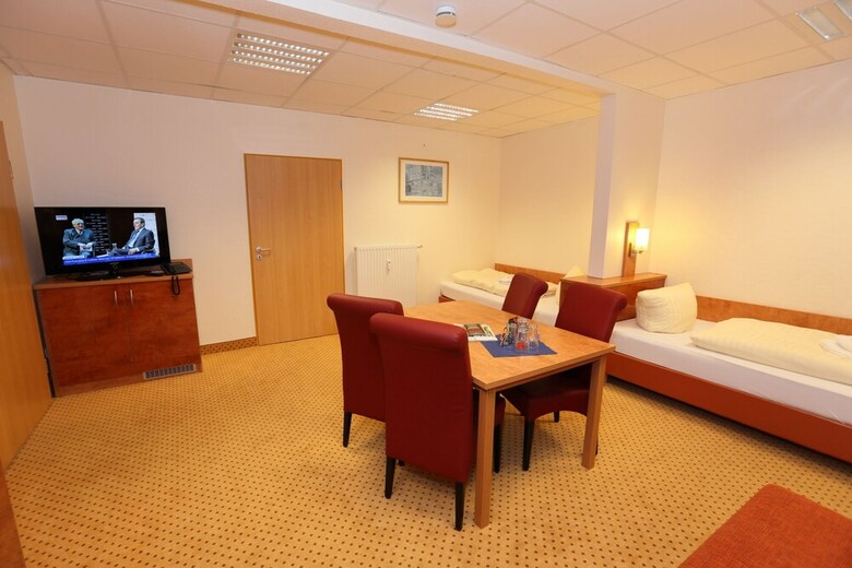 Caf� & Hotel Am Holzhafen
