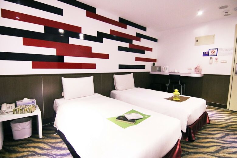 Starry Night Hotel