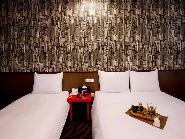 Starry Night Hotel