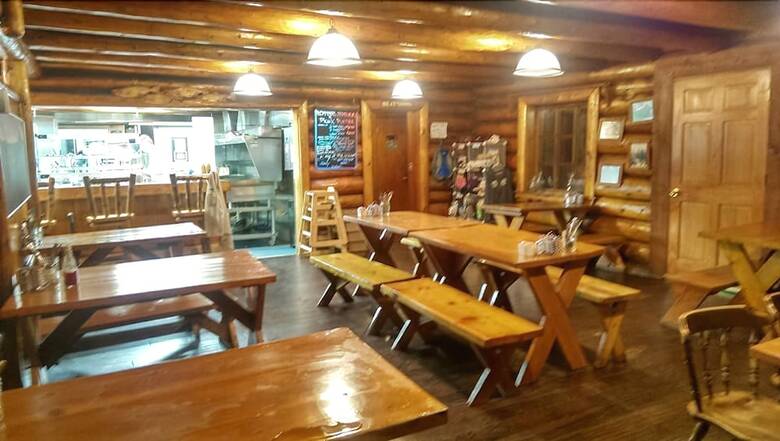 Cabana Gwin's Lodge & Roadhouse Est. 1952