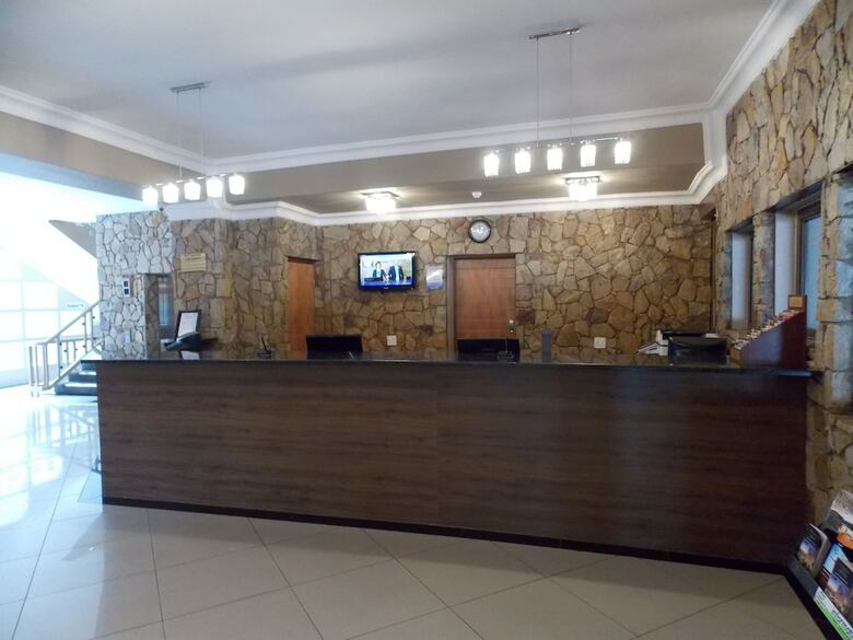 Sierra Square Hotel