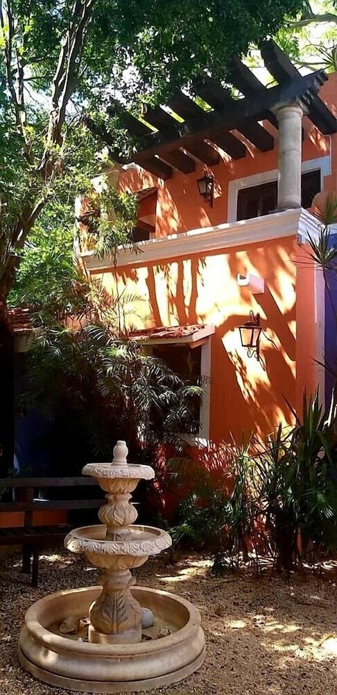 Hotel Casa De Las Flores