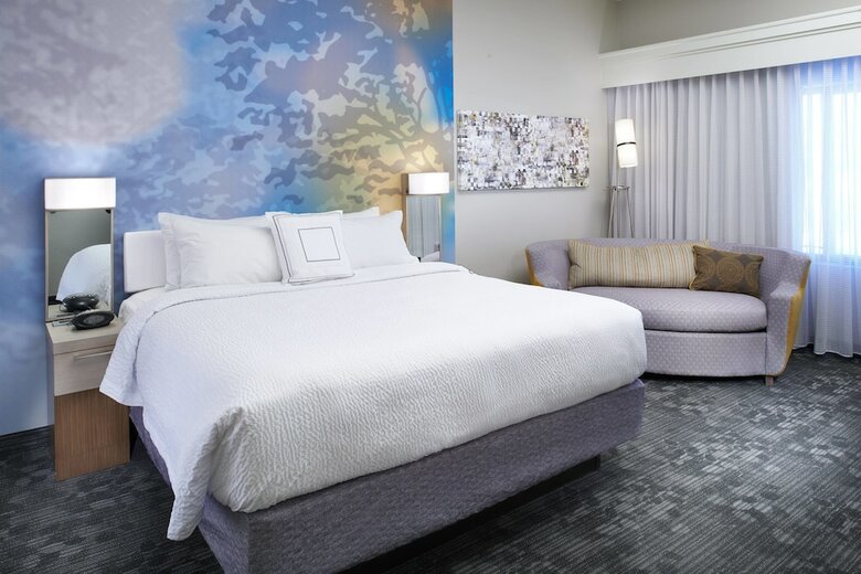 Hotel Courtyard By Marriott Cleveland Airport North