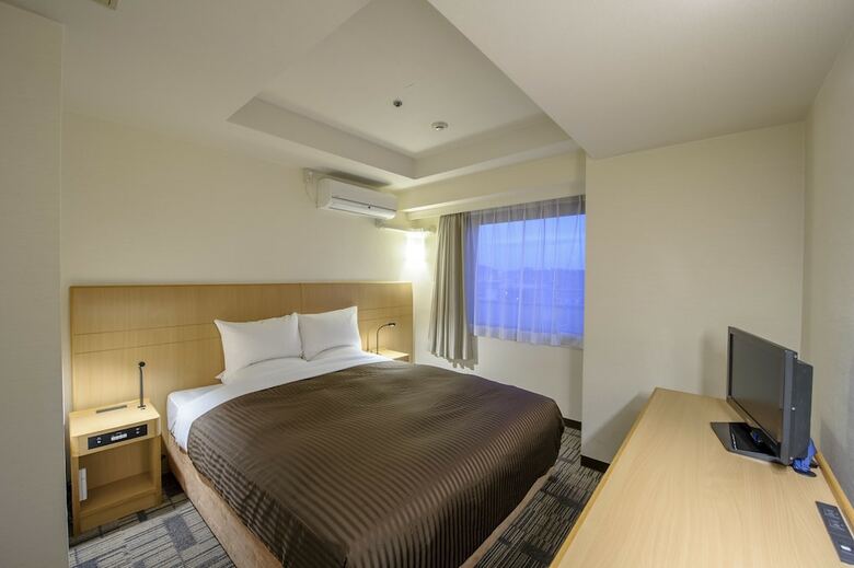 Court Hotel Kyoto Shijo