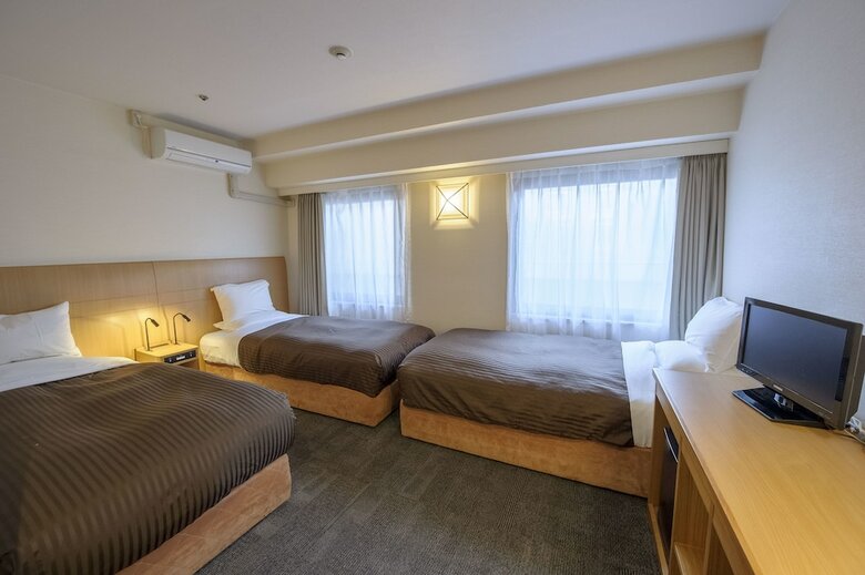 Court Hotel Kyoto Shijo